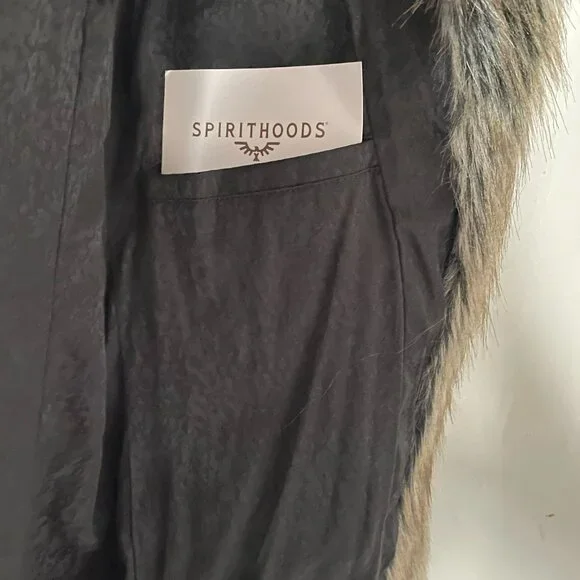 SpiritHoods Classic Grey Wolf Faux Fur Coat (Sz: Small)